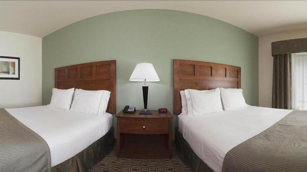 Holiday Inn Express & Suites Ripley By Ihg Exteriér fotografie