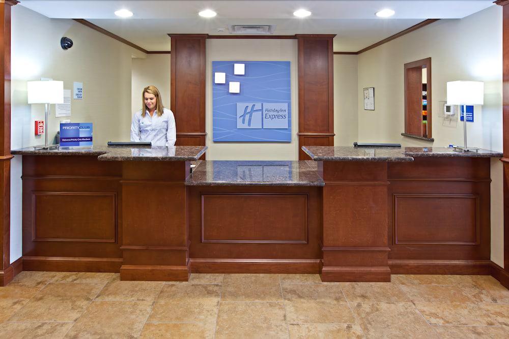 Holiday Inn Express & Suites Ripley By Ihg Exteriér fotografie