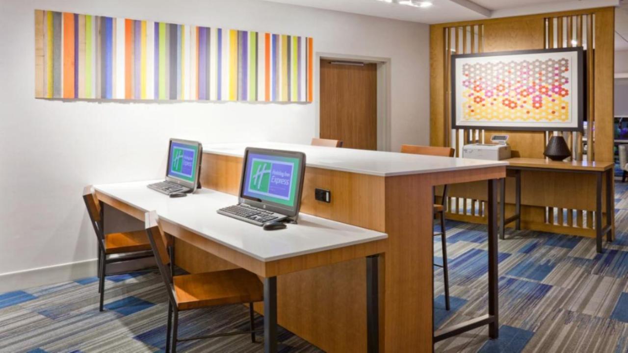 Holiday Inn Express & Suites Ripley By Ihg Exteriér fotografie