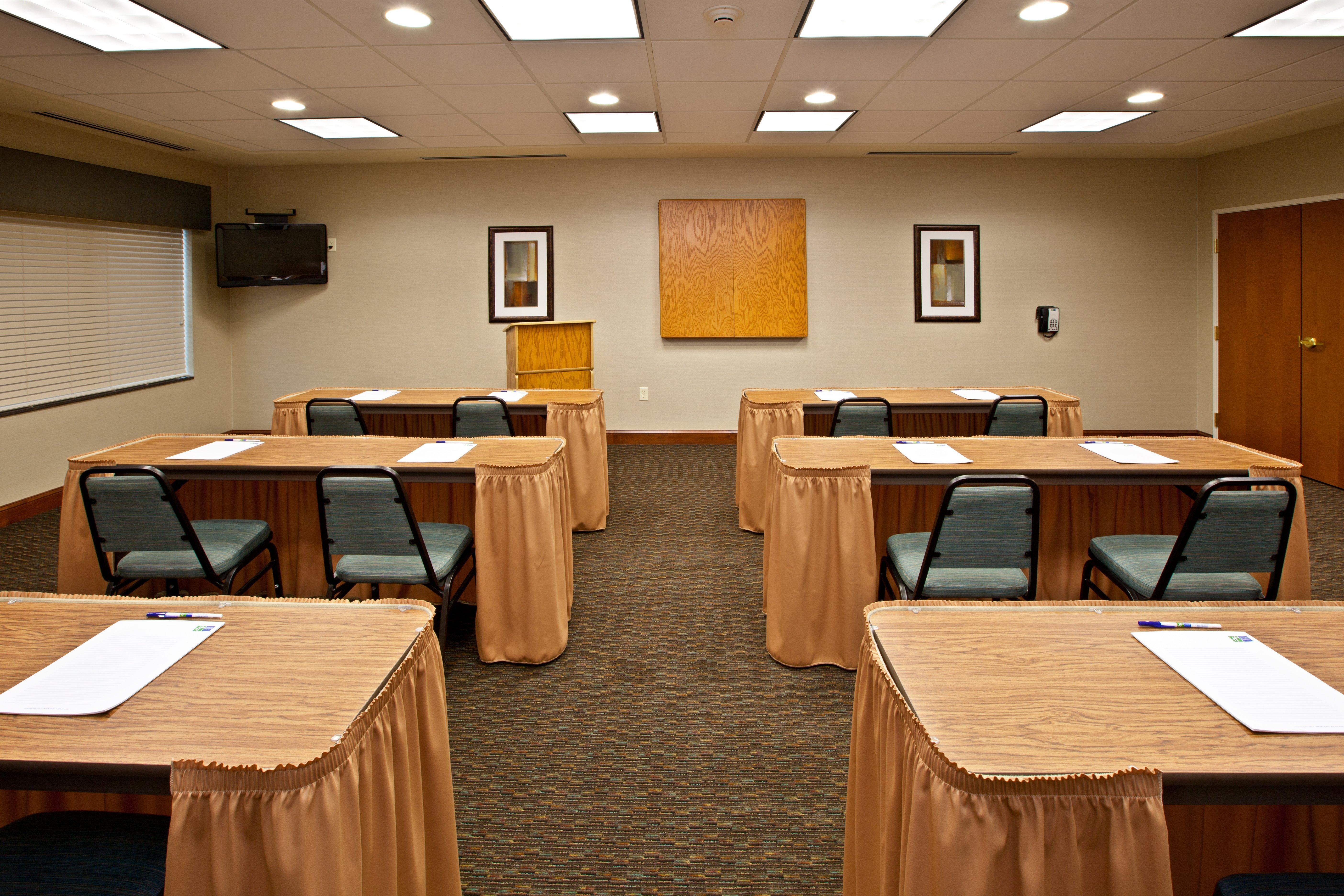 Holiday Inn Express & Suites Ripley By Ihg Zařízení fotografie
